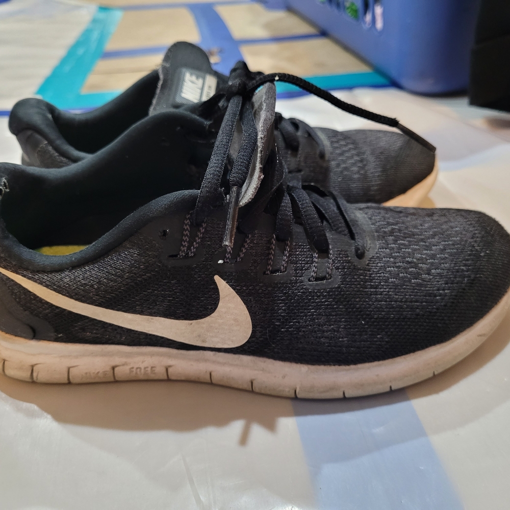 Nike Black and White Sneakers